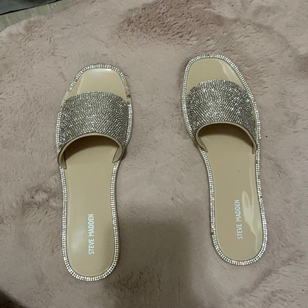 Steve Madden slides